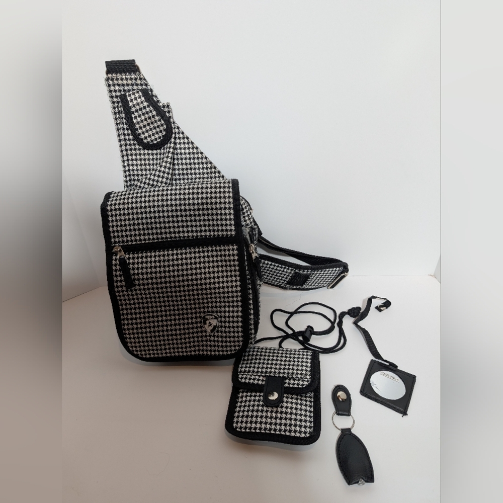 Heys Travel Mate V3 Black White Houndstooth Print Crossbody Bag